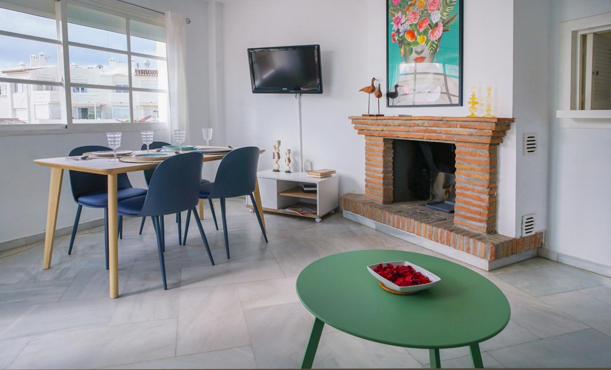 Apartmento En La Pequena Venecia, Puerto Marina เบนัลมาเดนา ภายนอก รูปภาพ