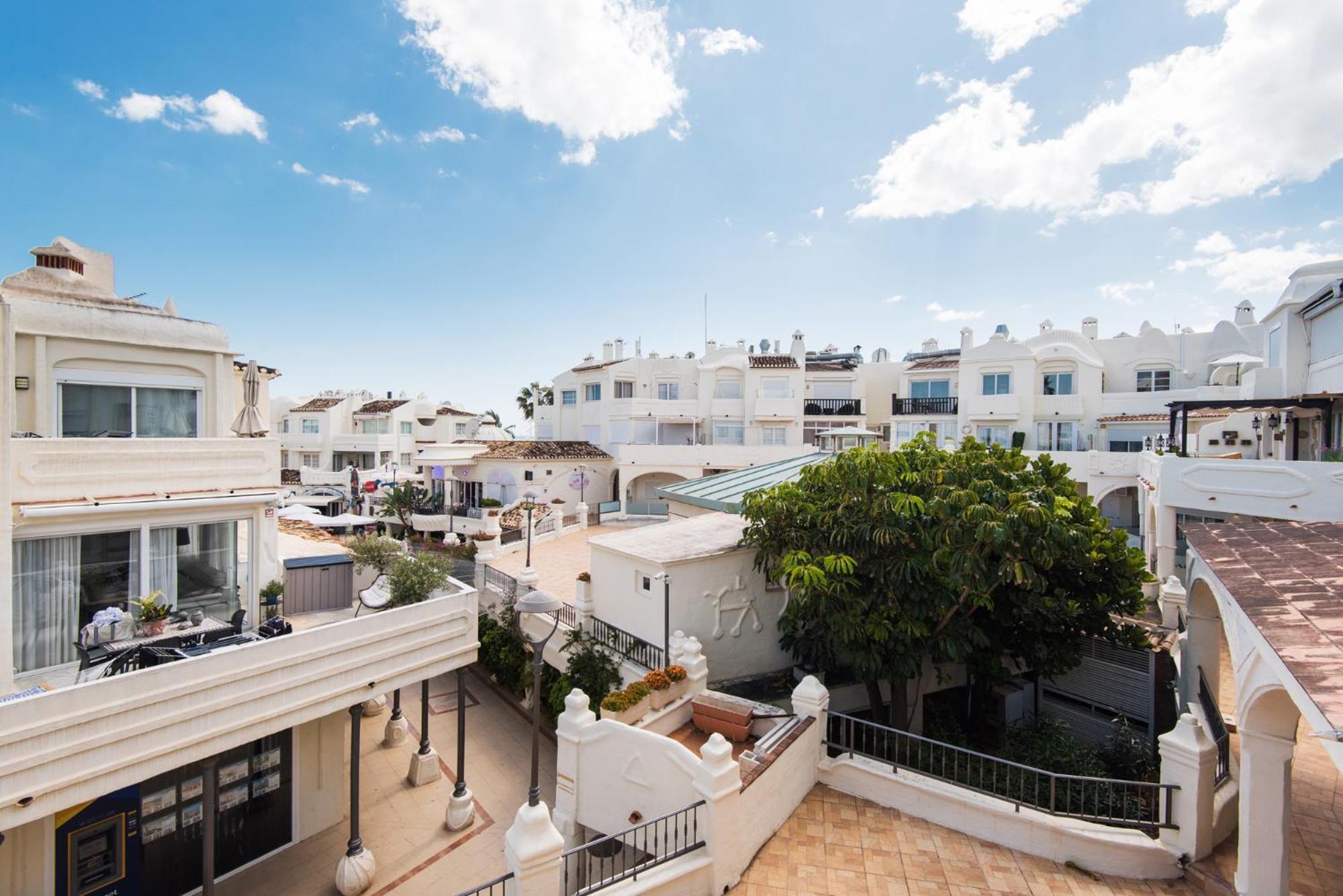 Apartmento En La Pequena Venecia, Puerto Marina เบนัลมาเดนา ภายนอก รูปภาพ