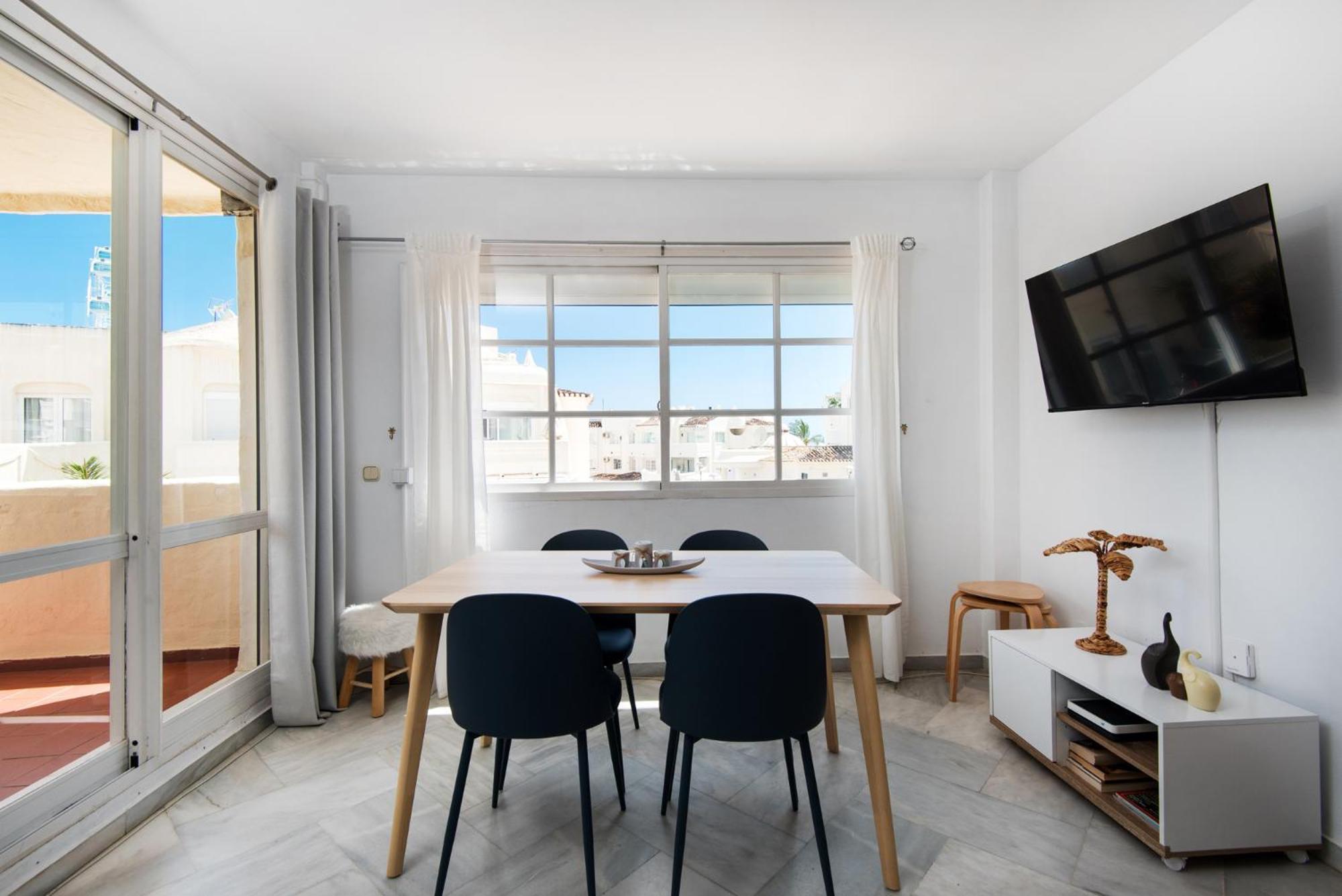 Apartmento En La Pequena Venecia, Puerto Marina เบนัลมาเดนา ภายนอก รูปภาพ