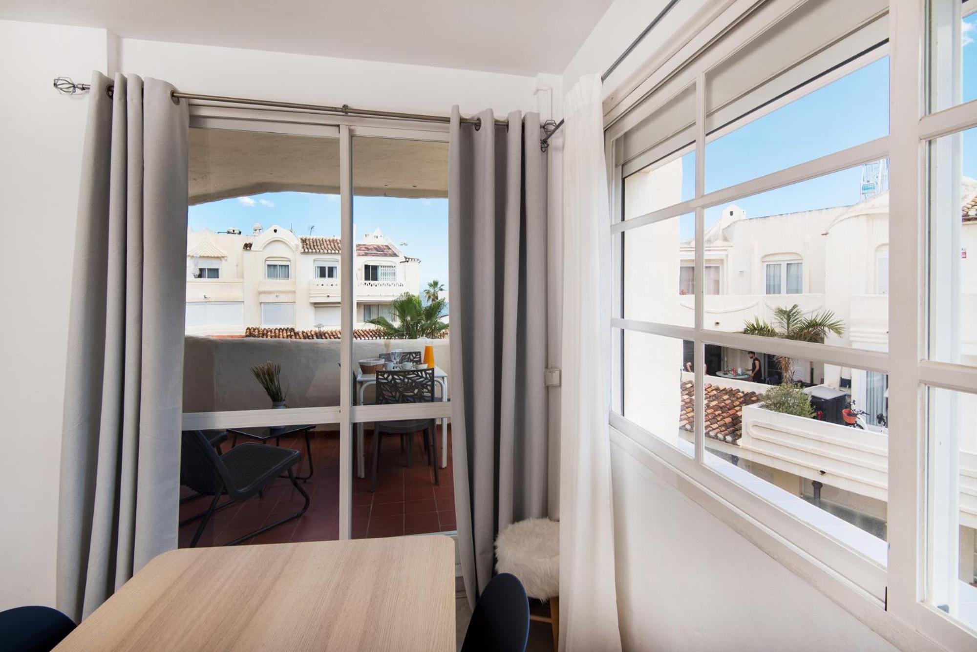 Apartmento En La Pequena Venecia, Puerto Marina เบนัลมาเดนา ภายนอก รูปภาพ