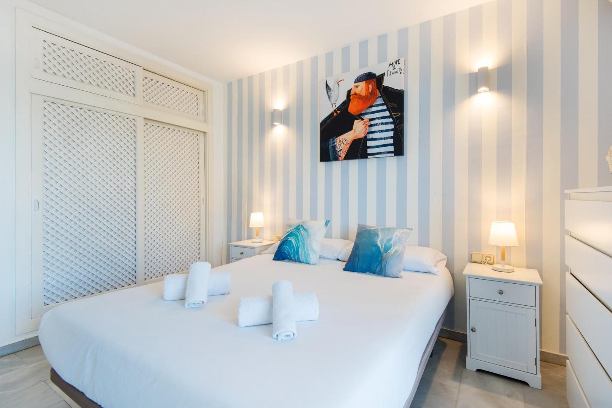 Apartmento En La Pequena Venecia, Puerto Marina เบนัลมาเดนา ภายนอก รูปภาพ