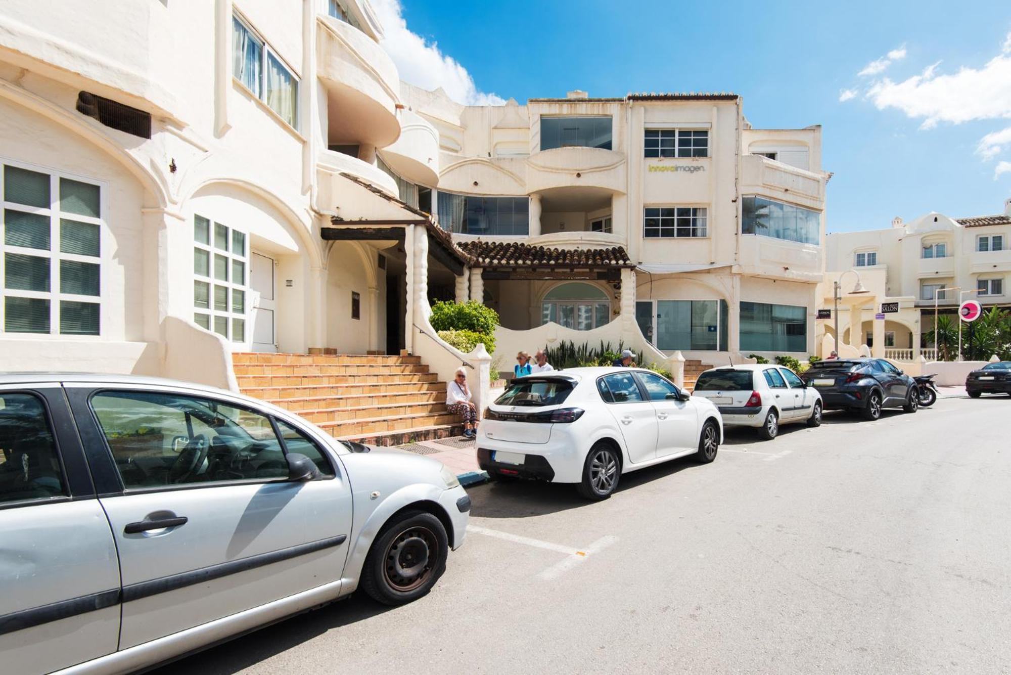 Apartmento En La Pequena Venecia, Puerto Marina เบนัลมาเดนา ภายนอก รูปภาพ